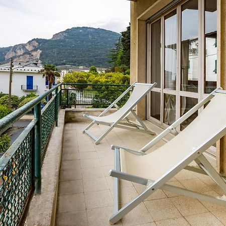 Casa Romeo Appartamento Con Posto Auto Finale Ligure Exteriér fotografie