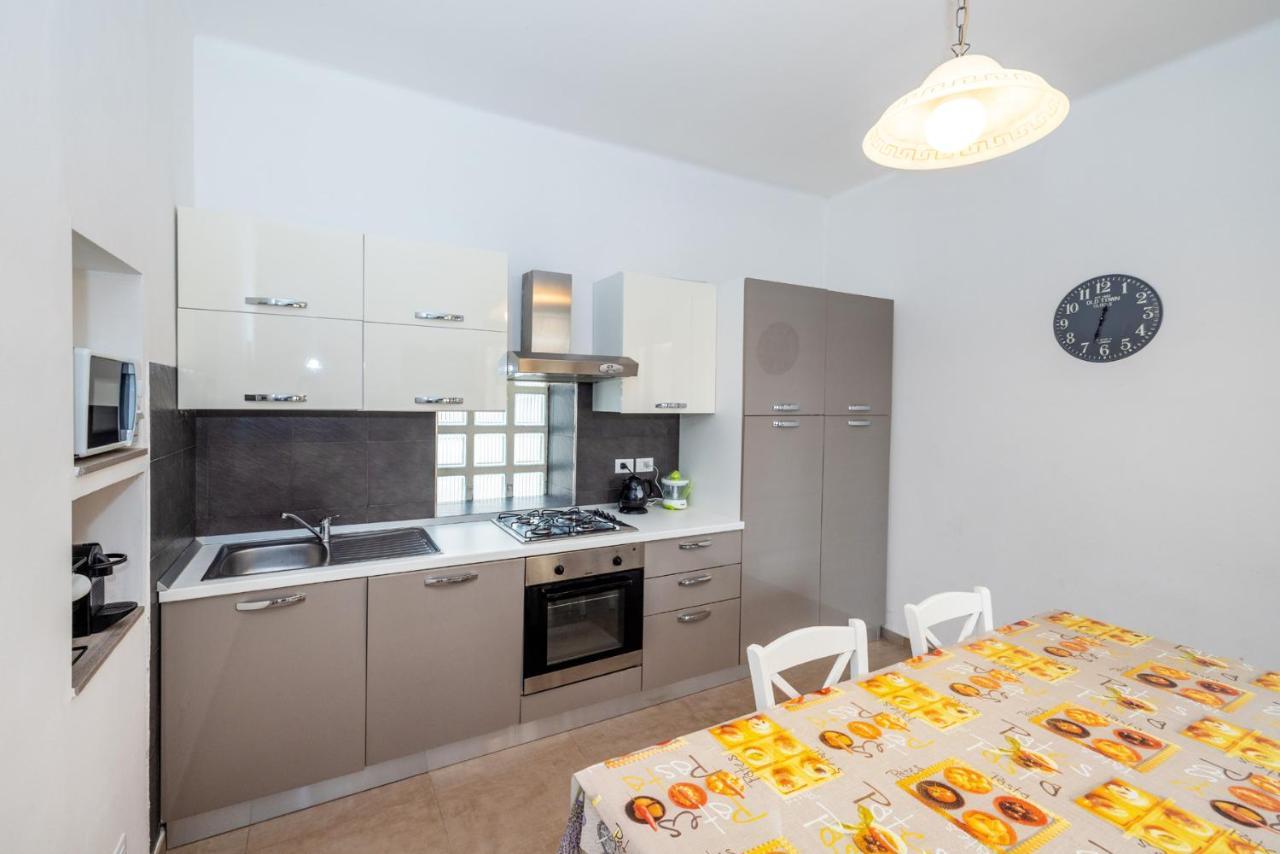 Casa Romeo Appartamento Con Posto Auto Finale Ligure Exteriér fotografie